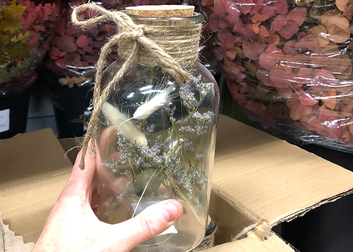 Dried flowers - Arrrangements in glass bottles