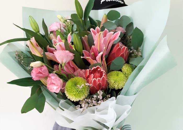 Protea inspiration bouquet arrangement (9)